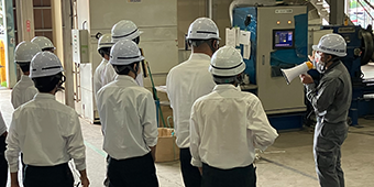 高校生採用応募前職場見学会を開催しました