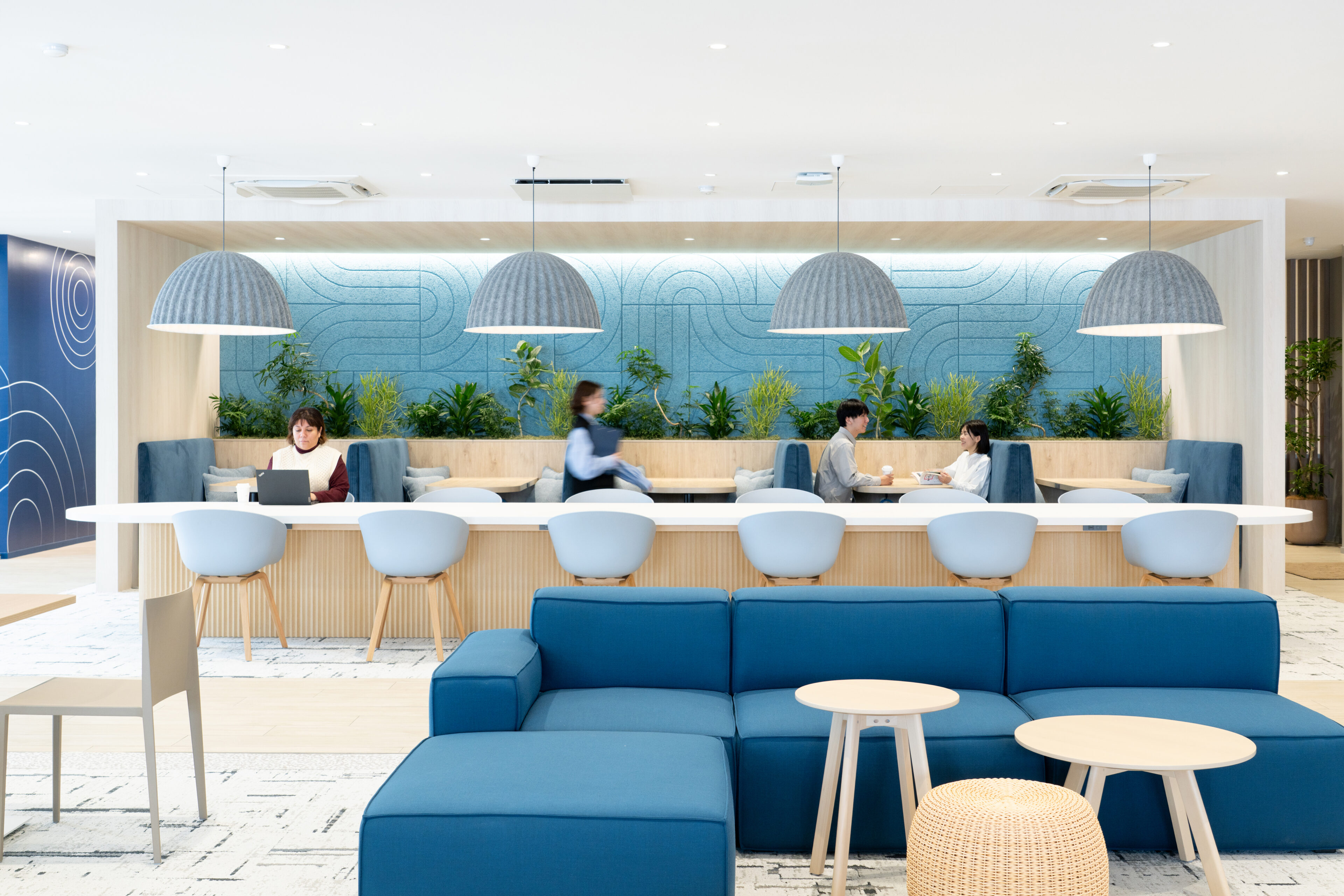 オフィスを人とアイデアが集い、つながり、動く空間へ  ―新潟オフィスのリニューアルを実施―